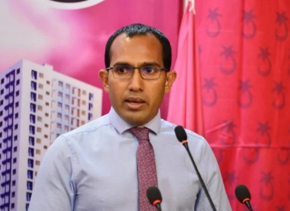 ބިޑަކާ ނުލާ ދެވޭ ކޮންމެ ބިމަކީ، ފަޅަކީ އަދި ރަށަކީ އެތައް ޖީލަކަށް ދެމިގެންދާ ބޭއިންސާފެއް: މަލީހު