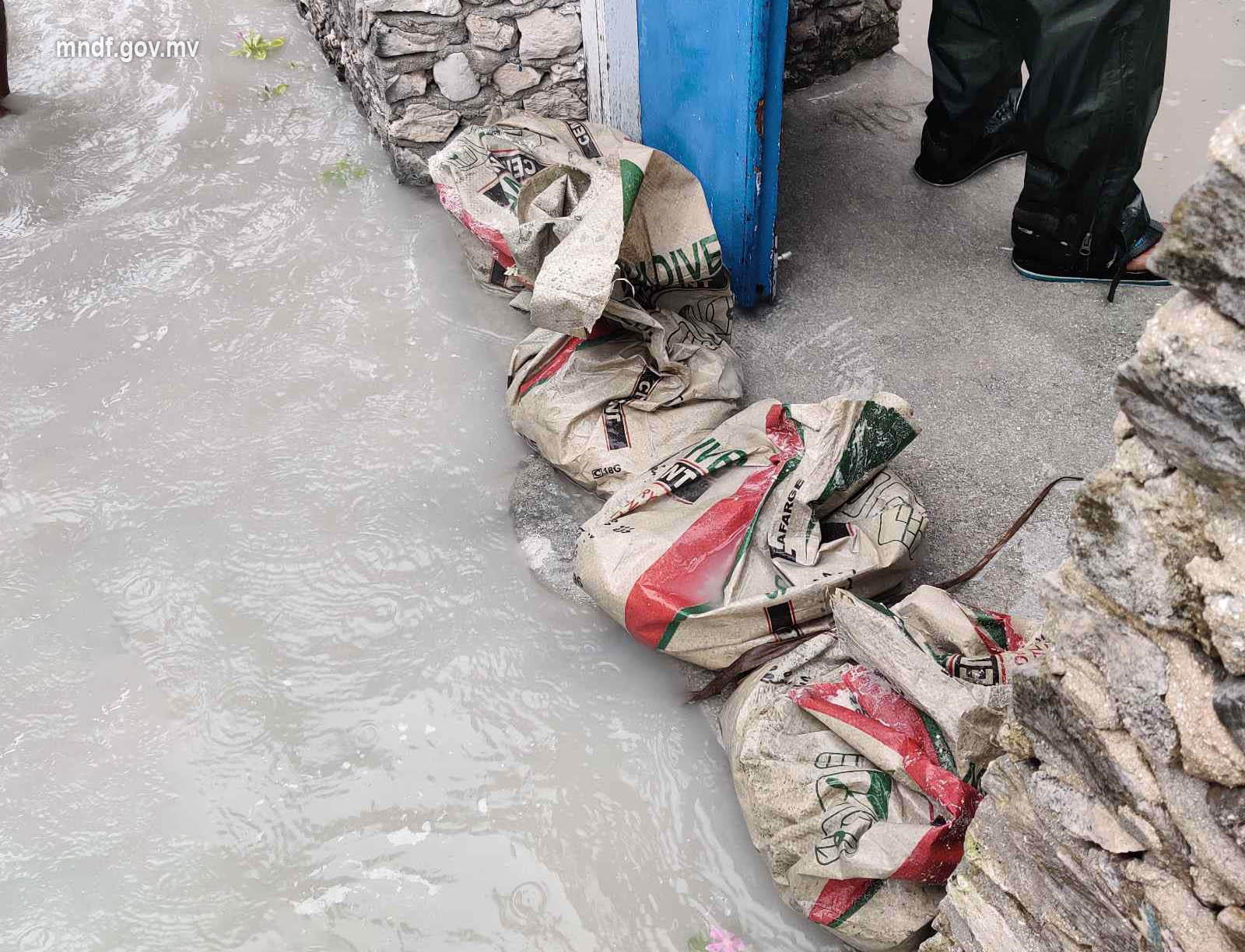 ބޯކޮށްވާރޭވެހި، ކުޅުދުއްދުށީގެ، ގެތަކަށް ފެންވަންނާތީ ސިފައިން ހަރަކާތްތެރިވަނީ