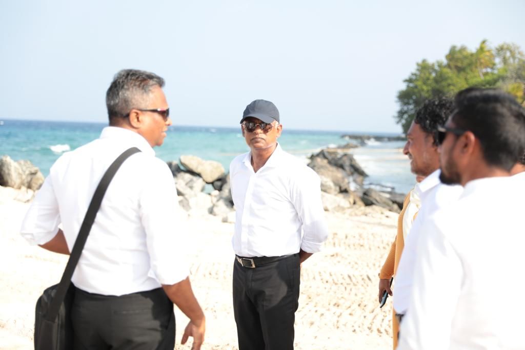 ރާއްޖޭގައި ހުރި ފަޅުރަށްތައް ވިޔަފާރި އުސޫލުން ތަރައްގީކުރަންޖެހޭ: ރައީސް