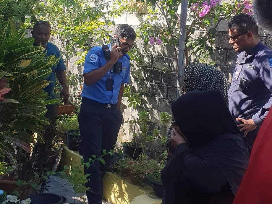 އައްޑޫ މަރަދޫ ގެއެއްގެ ތެރެއިން ހަރުފައެއް ފެނިއްޖެ