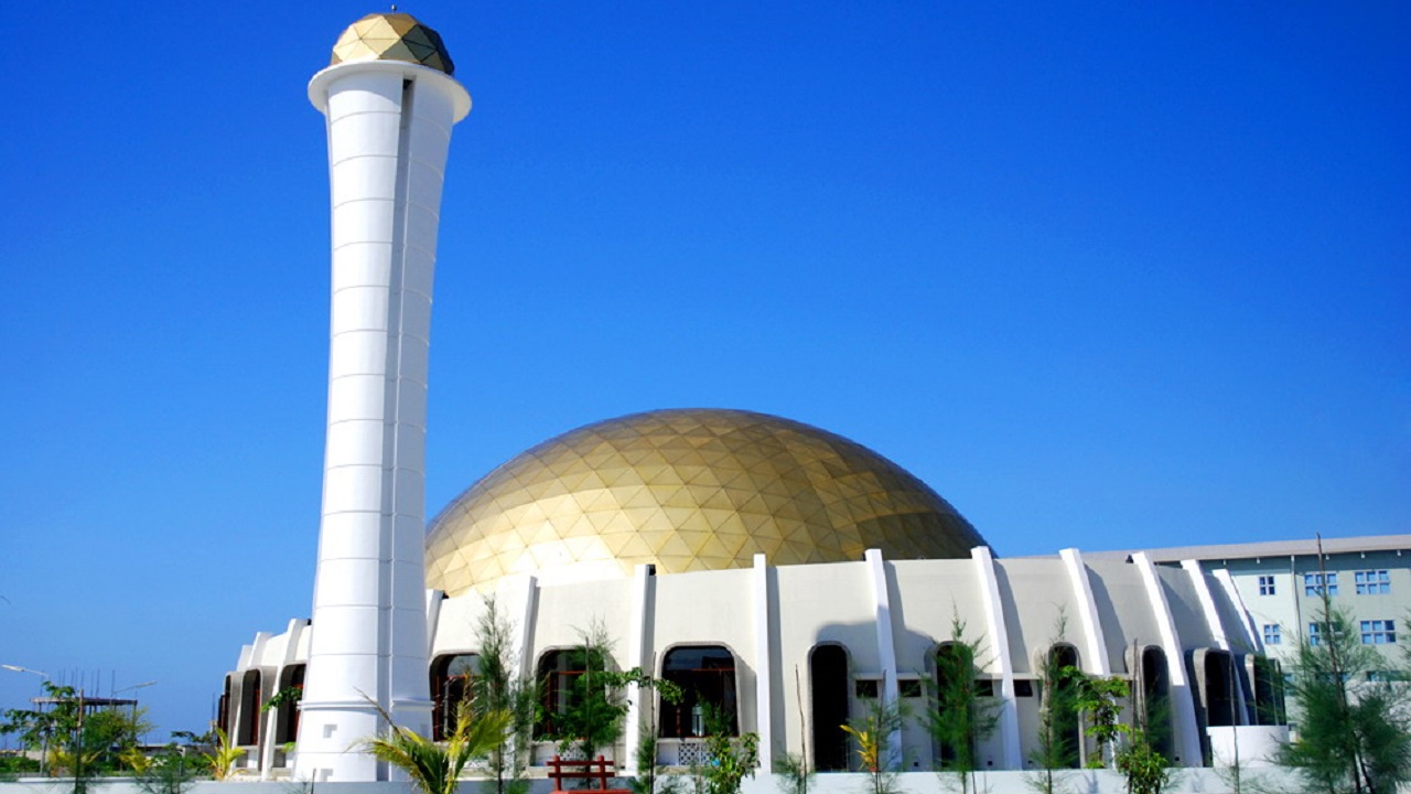 ހުޅުމާލޭ މިސްކިތެއްގައި ދިވެއްސަކަށް ޙަމަލާދިން އިންޑިއާ މީހާގެ ބަންދަށް 10 ދުވަސް