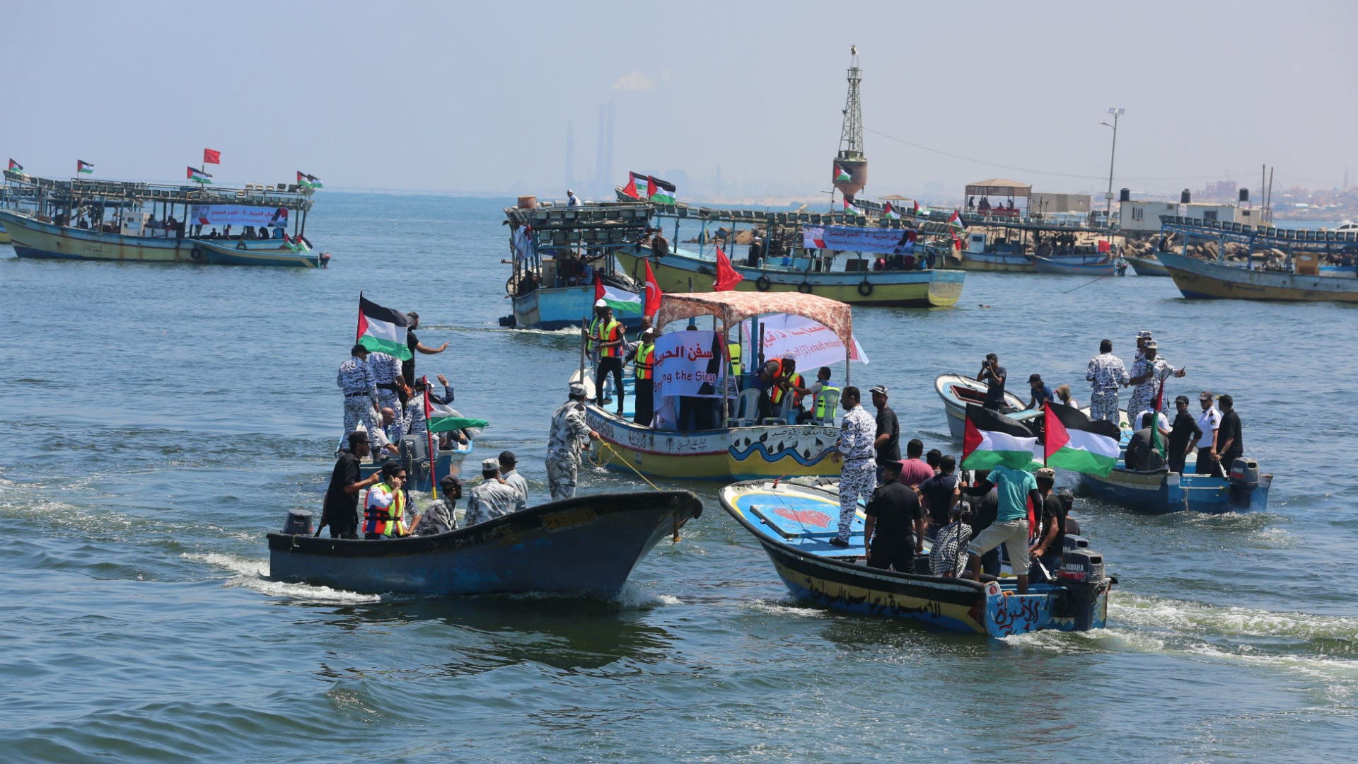 ގަލްފްގެ ޖަމިއްޔާތަކުން ޣައްޒާއަށް އެހީ ފޮނުވަން ތައްޔާރުވަނީ