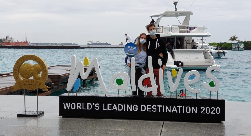 ރާއްޖޭގެ ބޯޑަރު ހުޅުވާލި ފަހުން އައި ފަތުރުވެރިންގެ އަދަދު ސަރުކާރުގެ އަމާޒަށް!