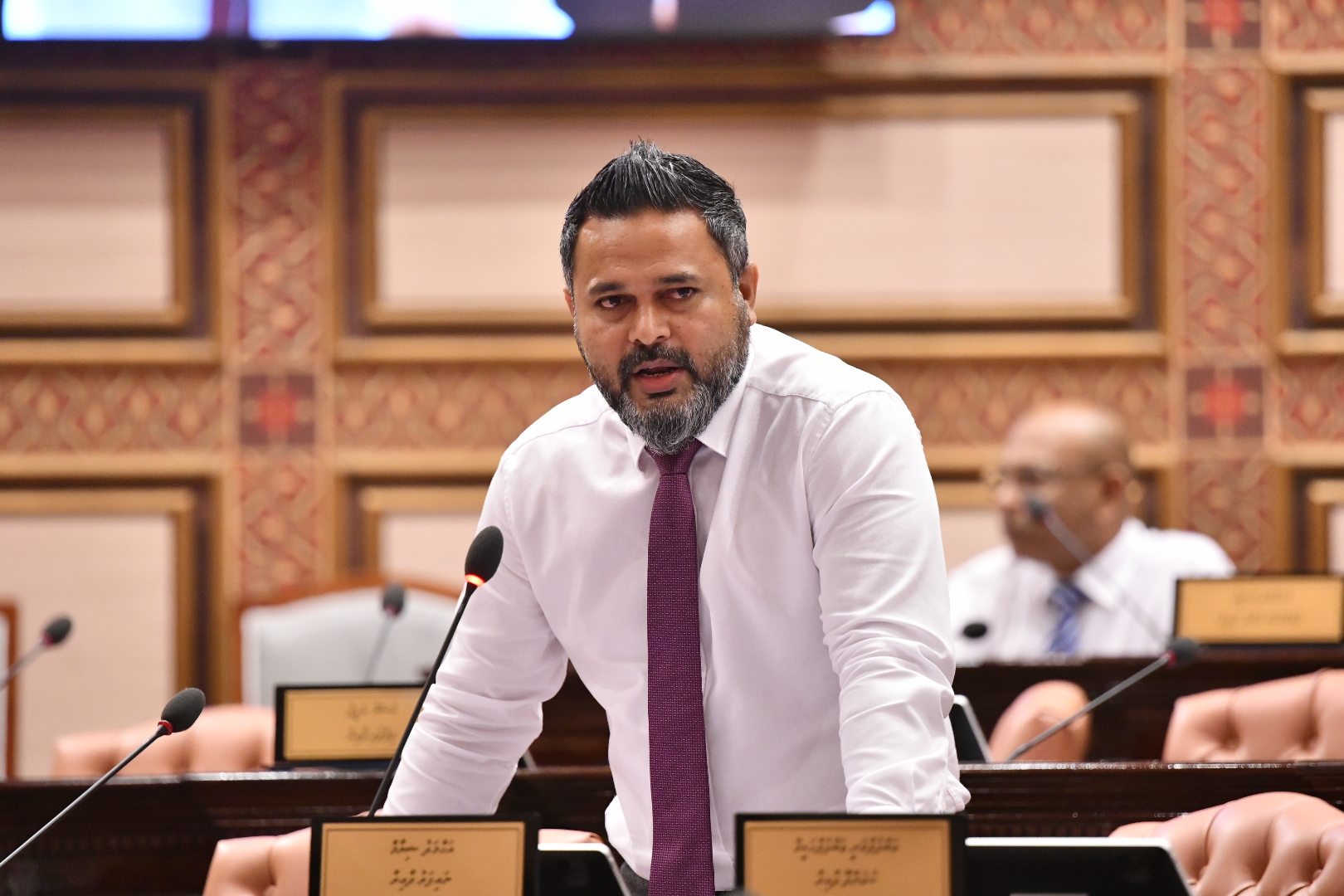 ނޫސްވެރިންނާ ރައްޔިތުންގެ އަސާސީ އެތައް ހައްޤެއް ނިގުޅައިގަނެފި: ޝިޔާމް