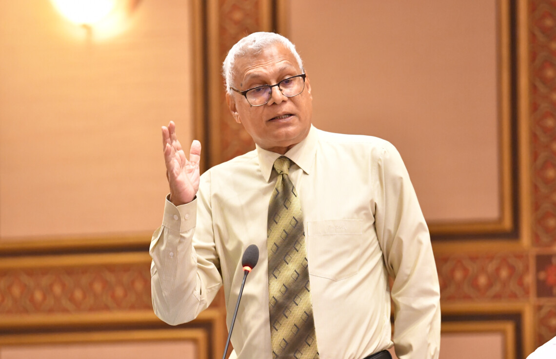 ޒާތީ މަސްލަހަތު ކުރިއެރުވުމުގެ ނިޔަތުގައި ދޮގުހަދާ ކެންޑިޑޭޓުންނަށް ވޯޓުދޭން ހެޔޮނުވާނެ: ޝަރީފް