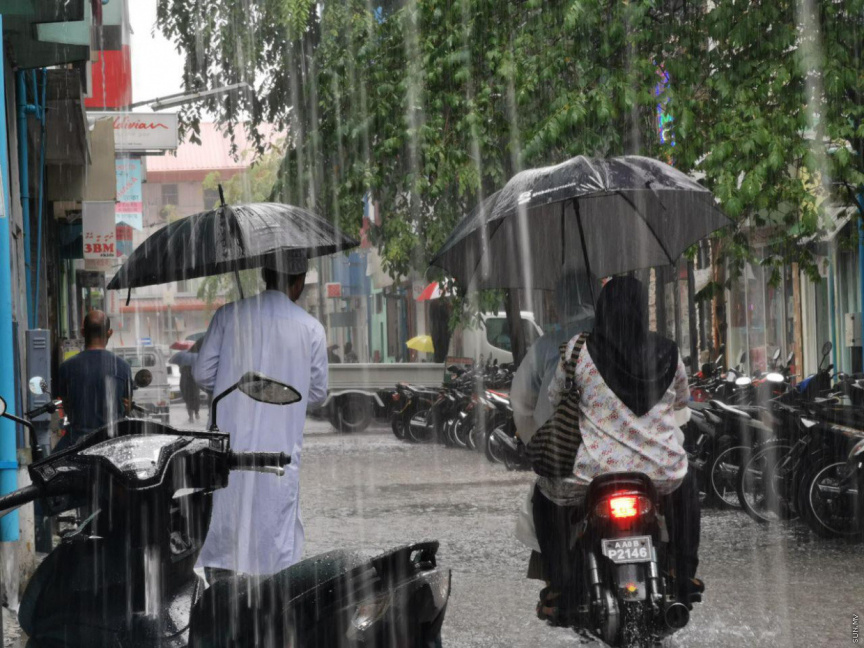 މޫސުން ރަނގަޅެއް ނޫން؛ ރާއްޖޭގެ ހުރިހާ ހިސާބަކަށް ހުދު ސަމާލު ނެރެފި