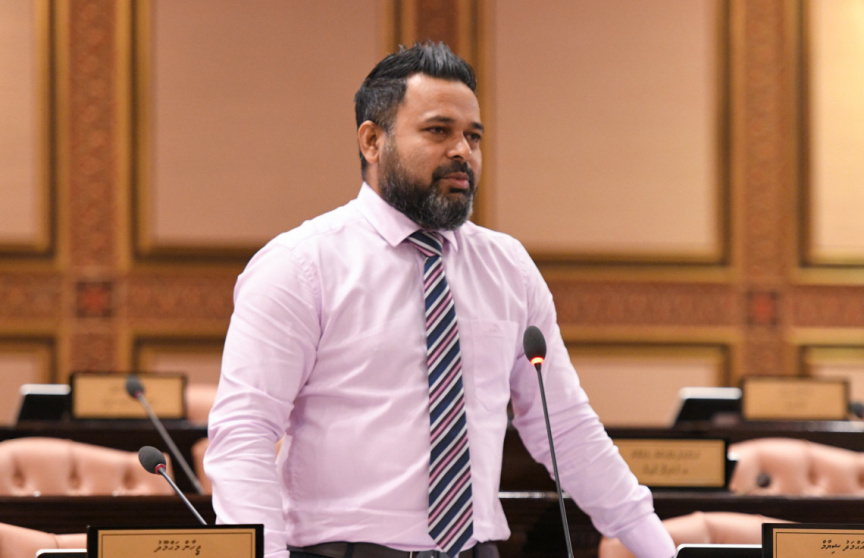 މިފަހަރު ކިޔާނީ ސޯލިހުވުންތޯ ނޫނީ ޝިފާވުންތޯ؟: ޝިޔާމް