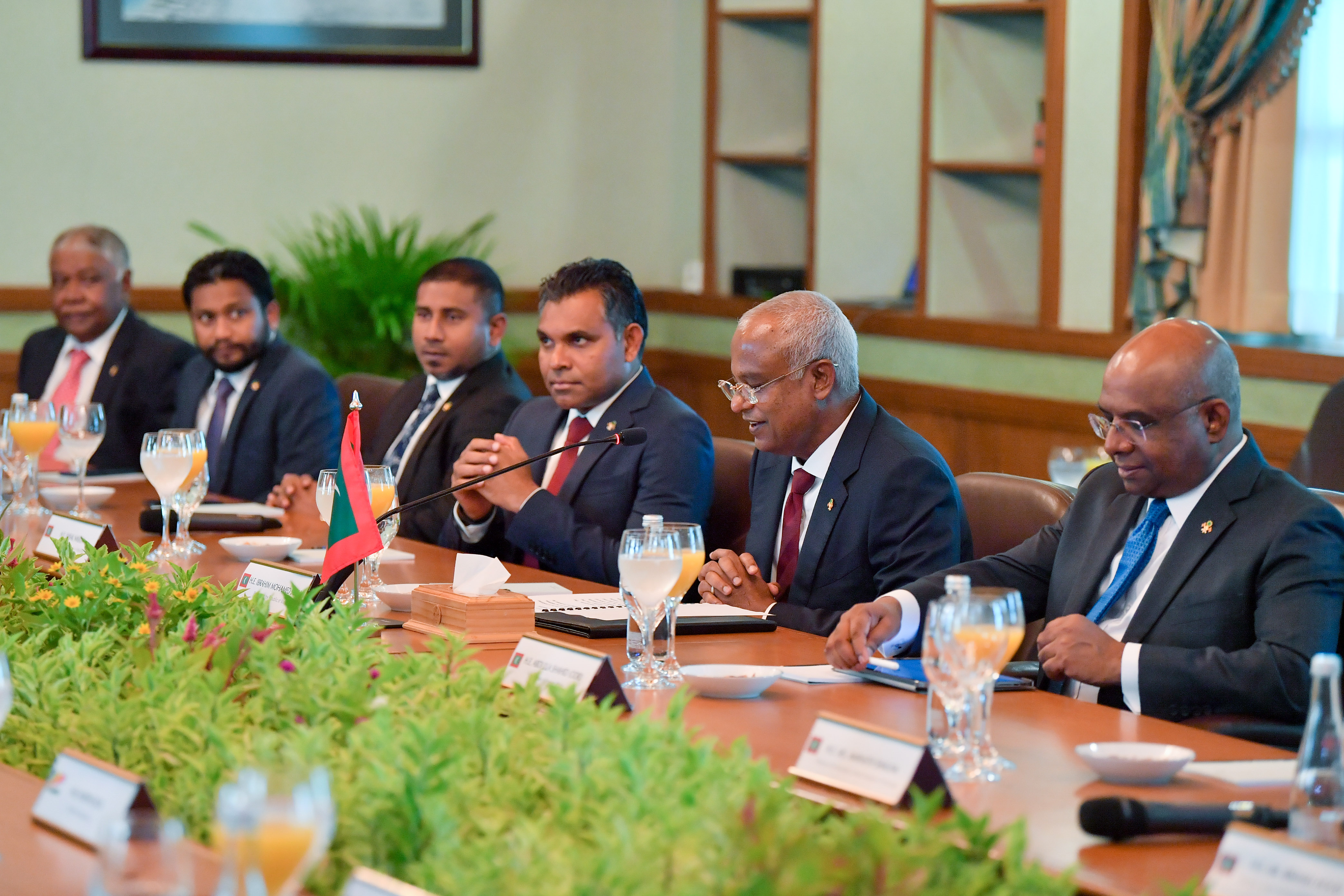 ސޭޝެލްސްގެ އިންވެސްޓަރުން ރާއްޖޭގައި އިންވެސްޓްކުރުމަށް ރައީސްގެ ދައުވަތު