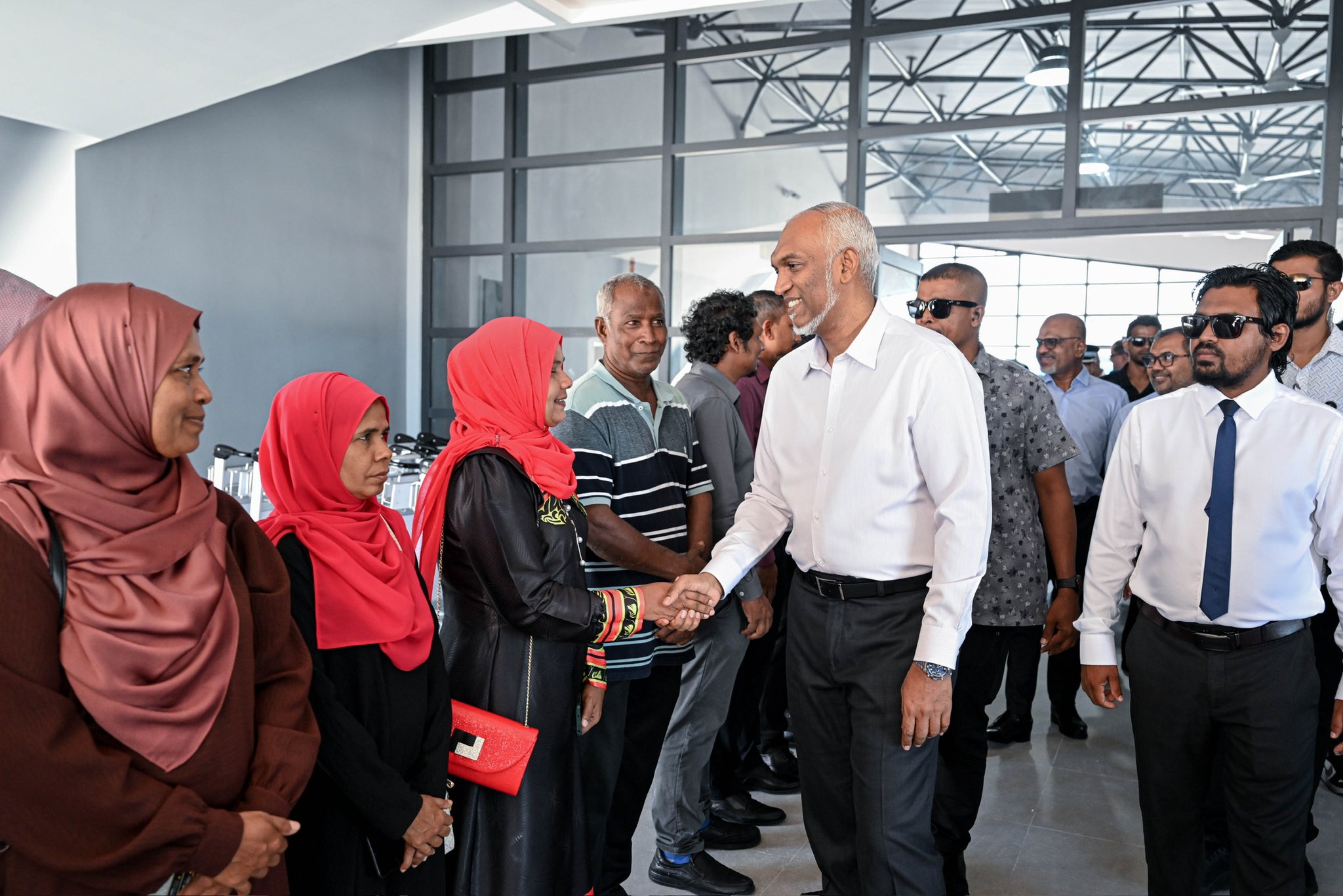 ރައީސް ޑރ. މުއިއްޒު މުއްޔަށް ވަޑައިގެންފި