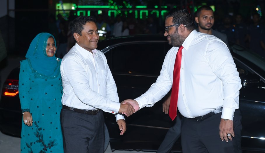 ފުއްގިރީގެ ޑީލްގައި "އަނެއްބައި" ބޮޑުކޮށް ލިބޭނީ ރަށުގެ އަގުކުޑަކޮށްގެން ކަަމަށް ޔާމިން ވިދާޅުވި: އަދީބު