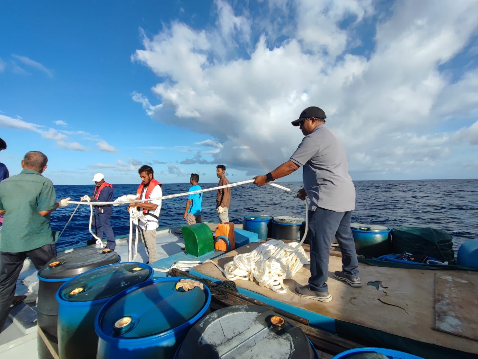 3 ސަރަހައްދެއްގައި ސަރުކާރުން މުޅިން އަލަށް މަސްކަނދުފަތި އަޅައިފި