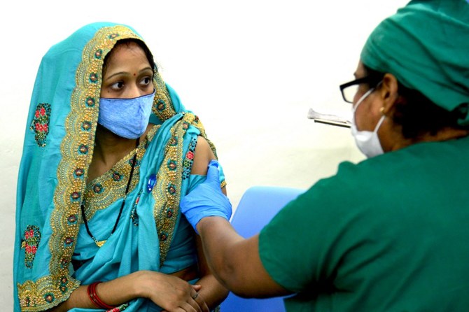 އިންޑިއާގައި ކޮވިޑް ވެކްސިނުގެ ބޫސްޓަރ ޑޯޒު ދޭން ފަށަނީ