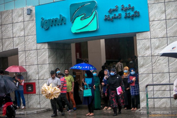 މިދިޔަ ހަފުތާގައި 194 މީހުން ކޮވިޑަށް ޕޮޒިޓިވްވި؛ 38 މީހަކަށް ހޮސްޕިޓަލުގައި ފަރުވާދެނީ