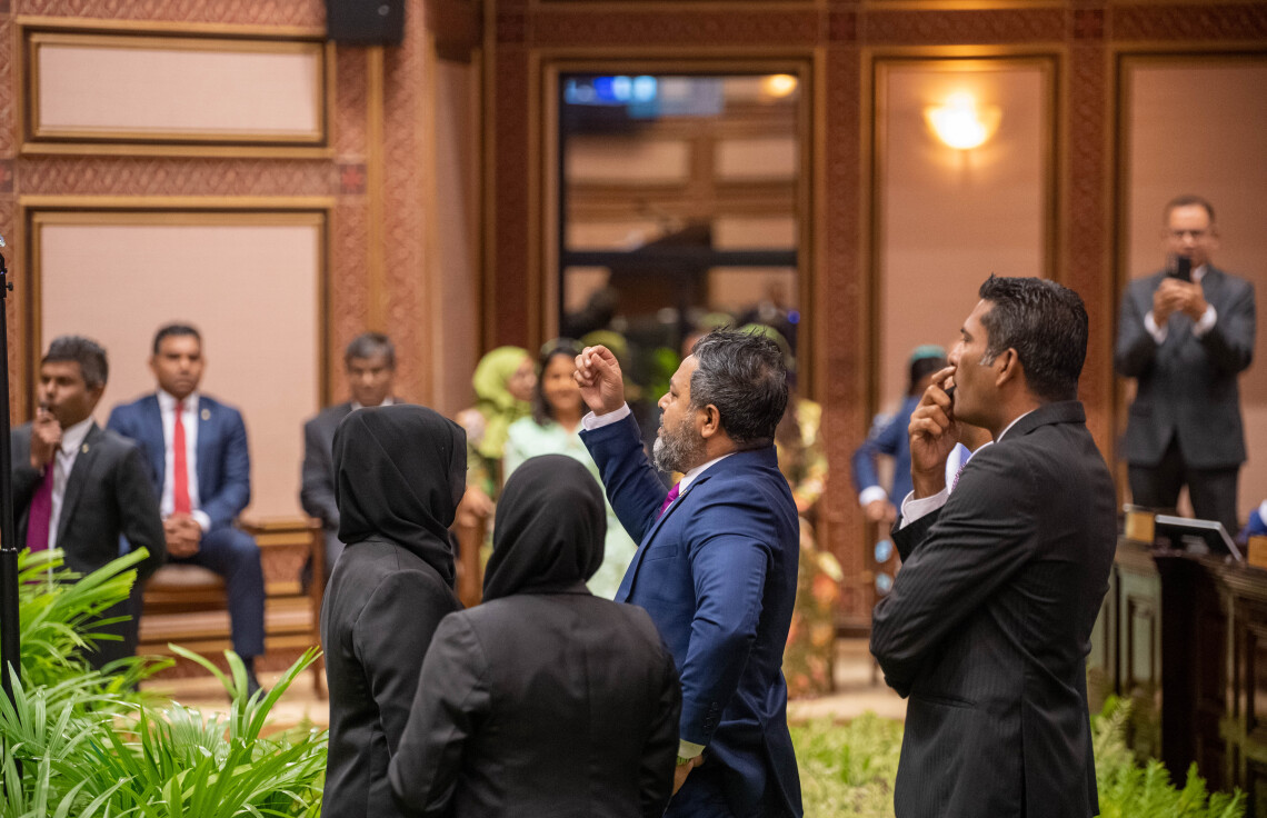 އަންހެން ސެކިއުރިޓީން ލައްވައި ފިރިހެން މެންބަރުން ނުނެރެވޭނެ އިޞްލާހް ކޮމިޓީއަށް