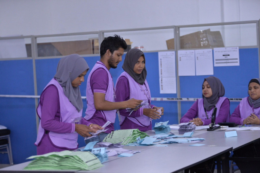 ކަރަންޓީންނުވެ ވޯޓުލާން ރަށްރަށަށް ދެވޭގޮތް ހަދައިފި