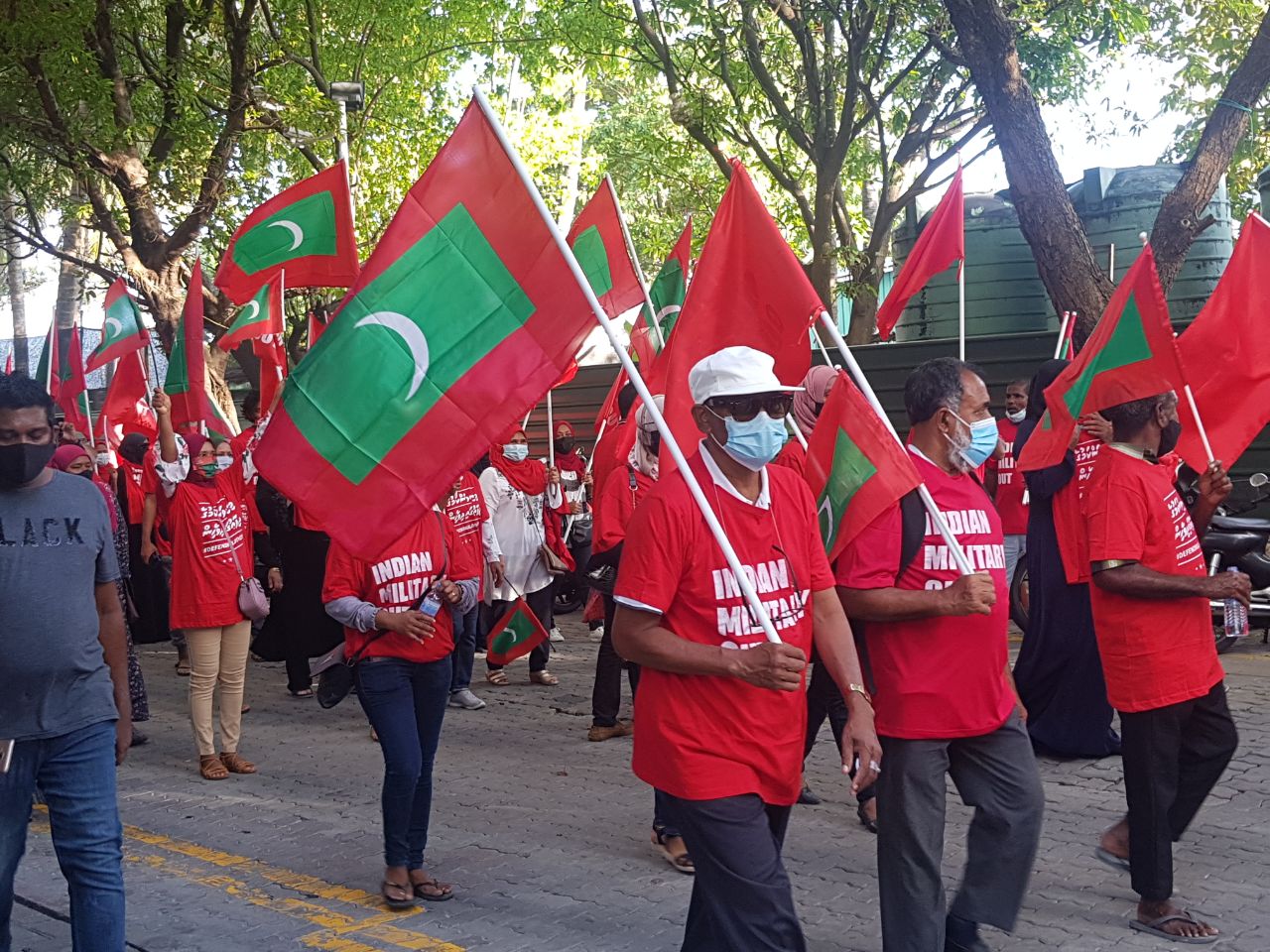 އިދިކޮޅުގެ "މިނިވަންކަމުގެ ހިނގާލުން" އަންނަ ހުކުރު ދުވަހު