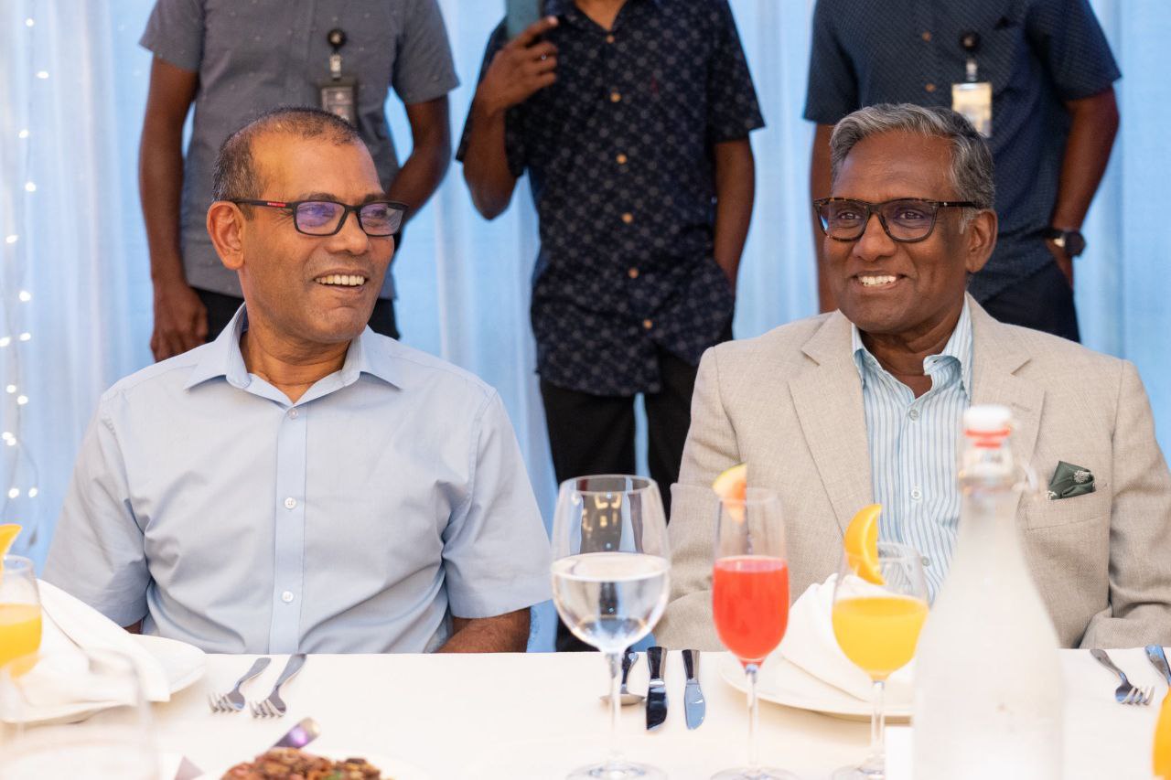 އަހަރުތަކަކަށްފަހު ރައީސް ނަޝީދާއި ރައީސް ޑރ. ވަހީދު ރޯދަ ވީއްލުމަކުން ބައްދަލުވެއްޖެ