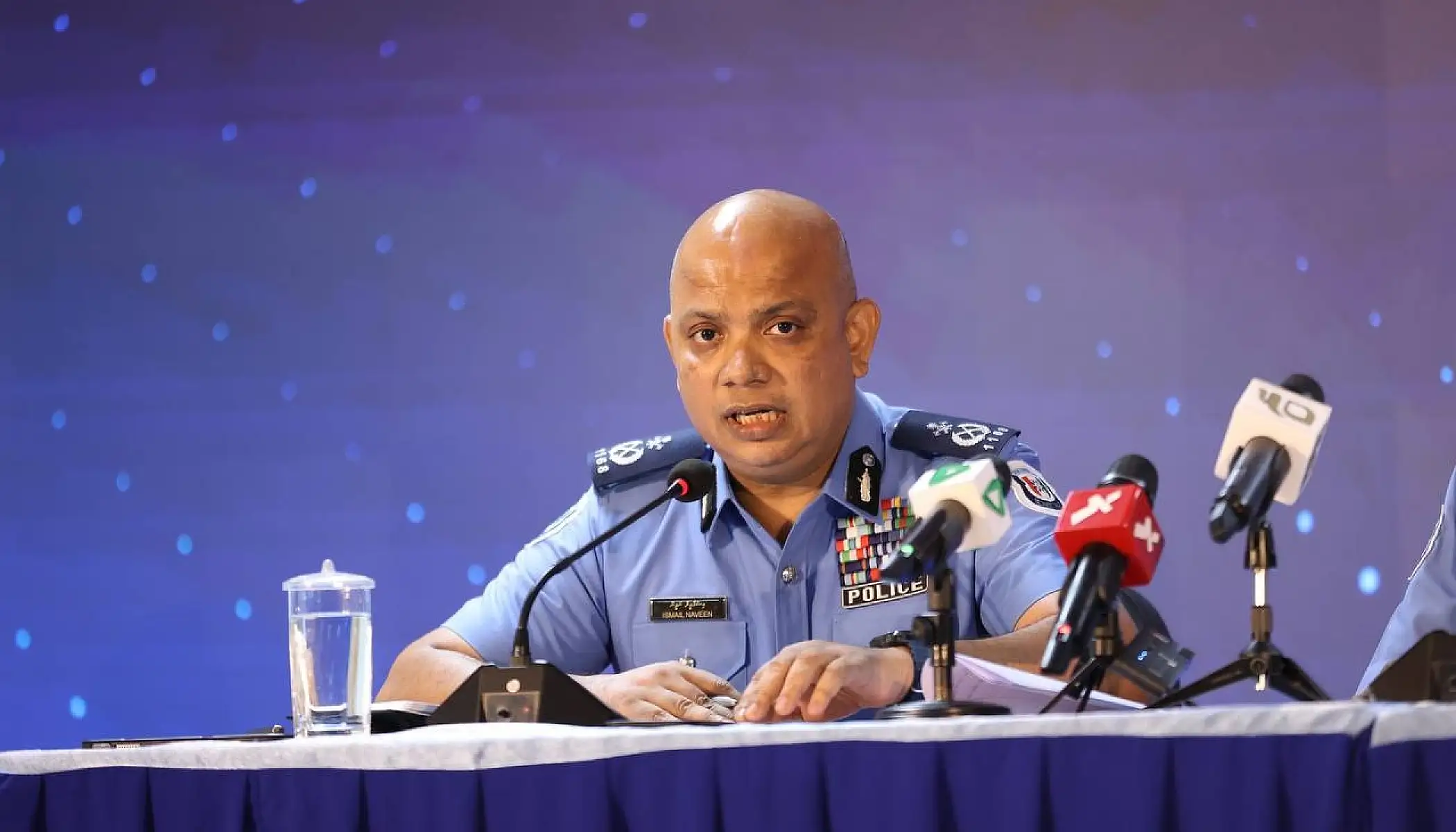 ވަގުތީ ޕޮލިސް ކޮމިޝަނަރަކަށް ފަރުހާދުގެ ބަދަލުގައި ނަވީން ހަމަޖައްސައިފި