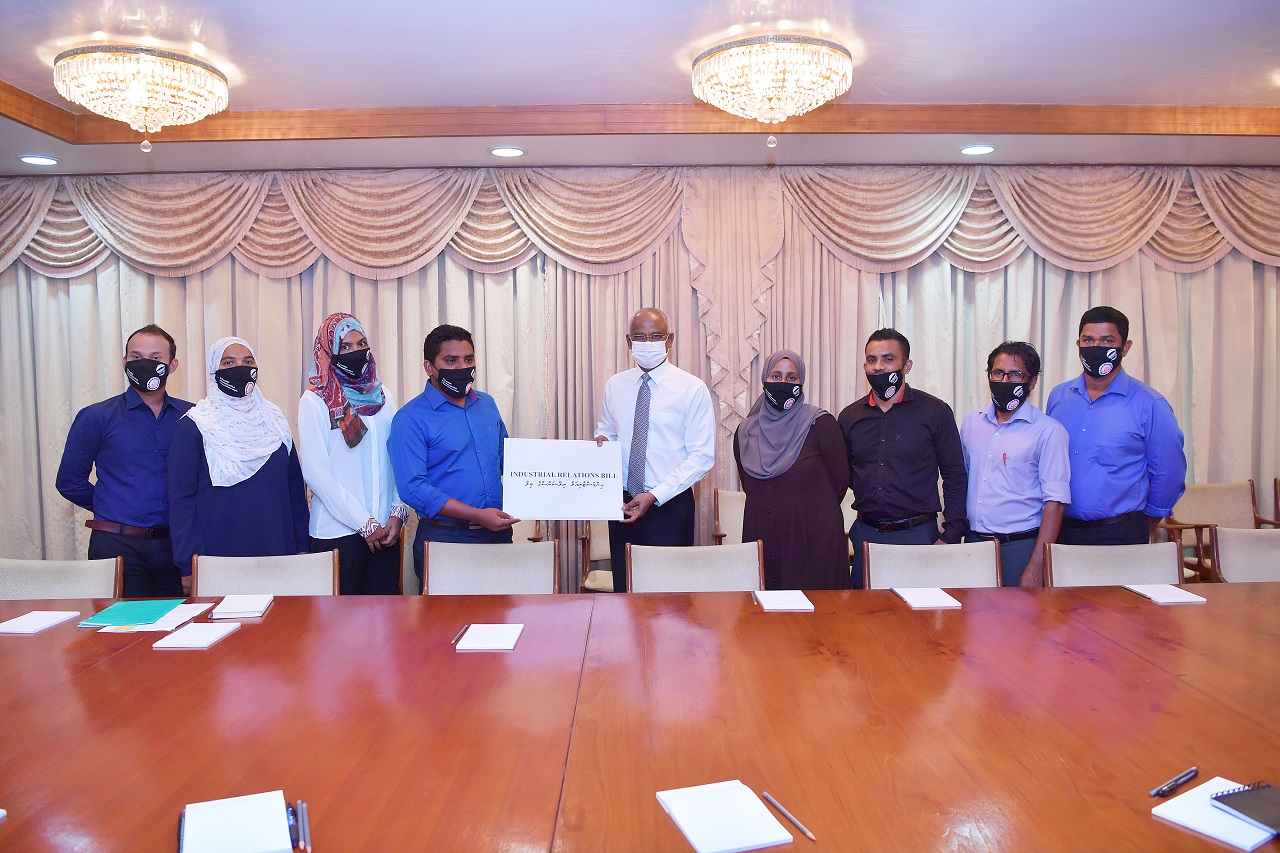 އިންޑަސްޓްރިއަލް ރިލޭޝަންސް ބިލެއް ސަރުކާރުން އެކުލަވާލަނީ