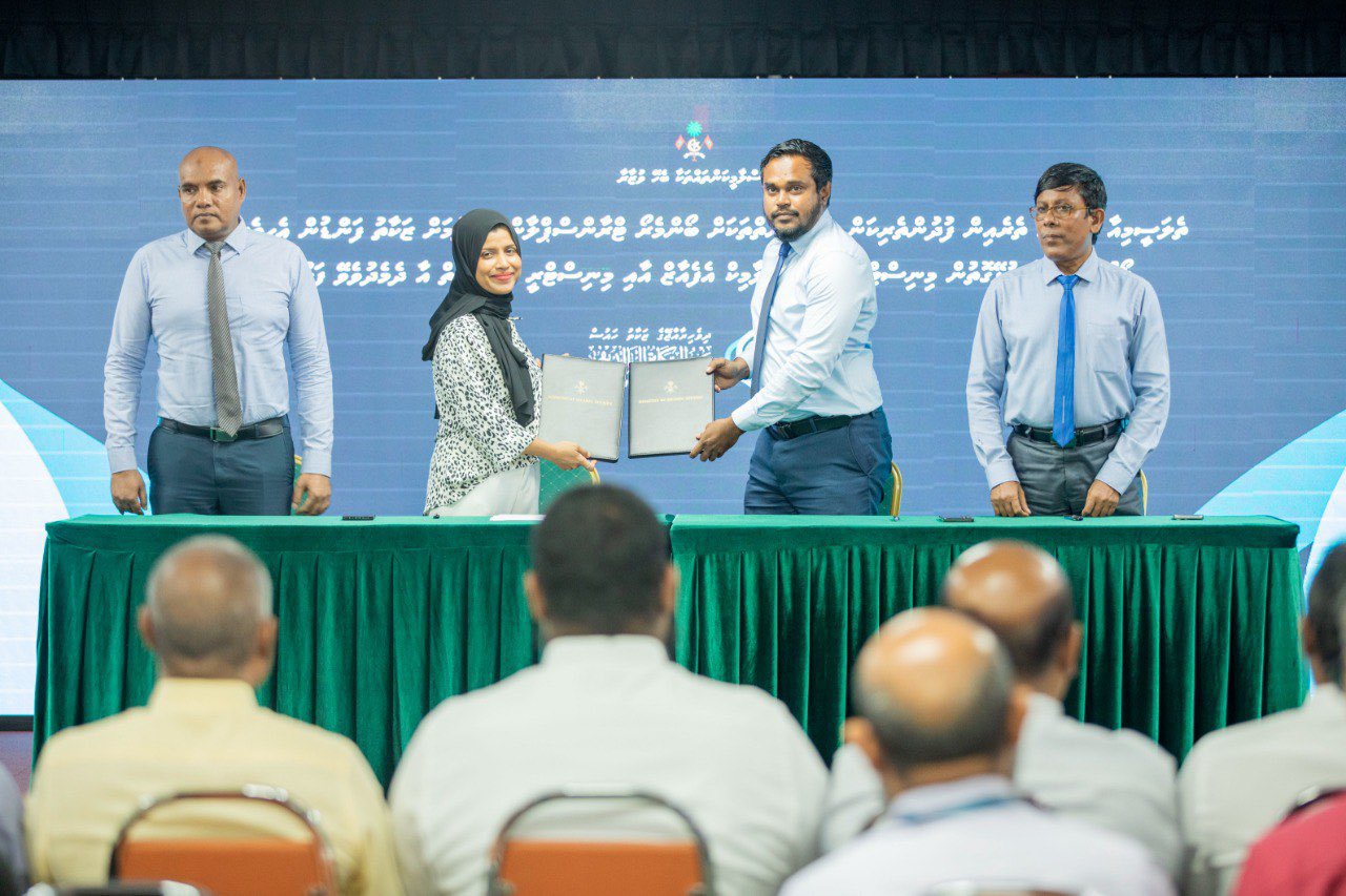 ޒަކާތު ފަންޑުން ބޯންމެރޯ ހަދައިދޭން ސޮއިކޮށްފި