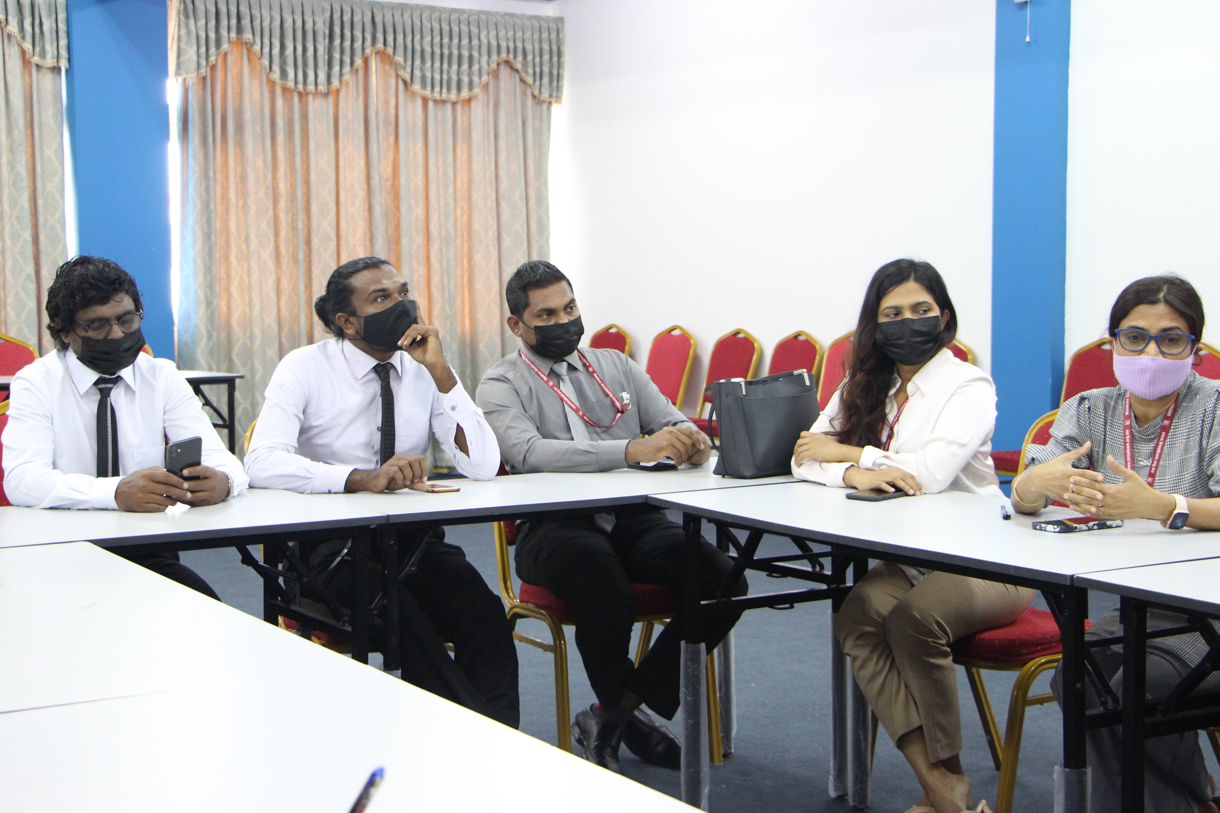 ބްރޯޑްކާސްޓިންގ އެވޯޑަށް ކުރިމަތިލުމުގެ ފުރުސަތު ހުޅުވާލައިފި