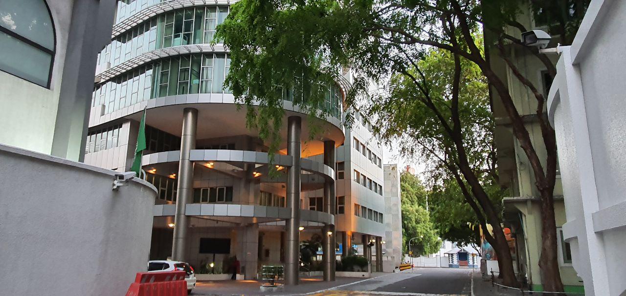 ކައުންސިލް އިންތިޚާބުގައި ވާދަކުރާ ސިވިލްސަރވަންޓުންގެ ސަސްޕެންޝަން އުވާލައިފި