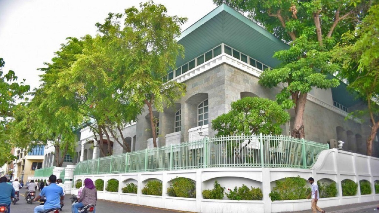 އިންފޮމޭޝަން ކޮމިޝަނަރުގެ މަގާމަށް ކުރިމަތިލުމަށް ހުޅުވާލައިފި