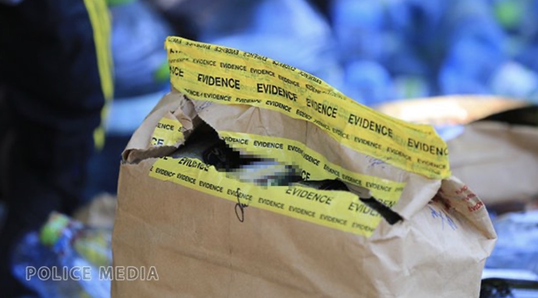 މަސްތުވާތަކެތި އެތެރެކުރުން ހުއްޓުވުމަށް ކޮންޓެއިނަރ ސްކޭނަރެއް ގެންނަނީ