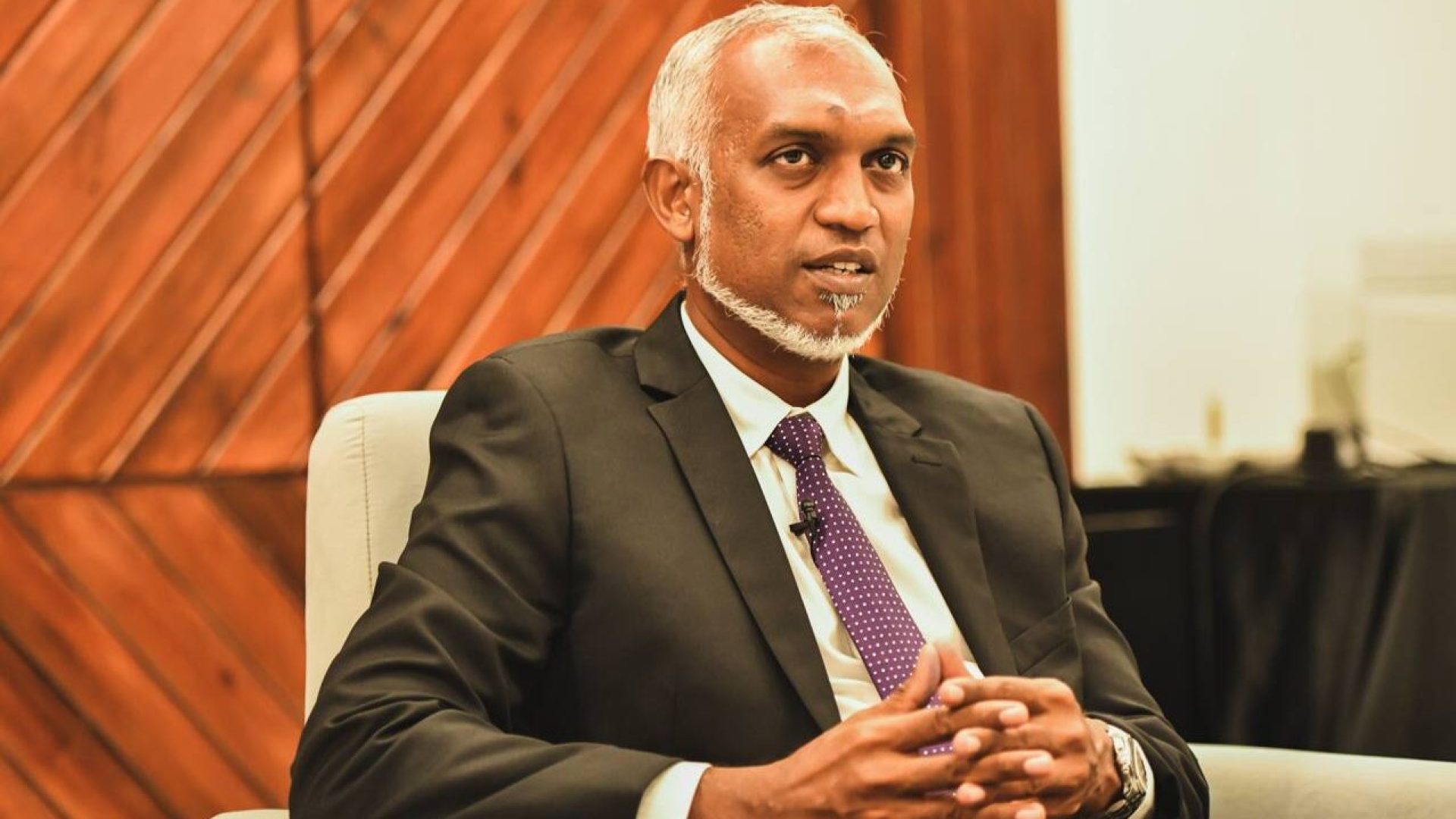 ބަލިމީހުން ކުއްލި ފަރުވާއަށް ގެންދިޔުމުގައި އަމަލުކުރާ ނިޒާމް އިސްލާހްކުރަން ރައީސް އަންގަވައިފި