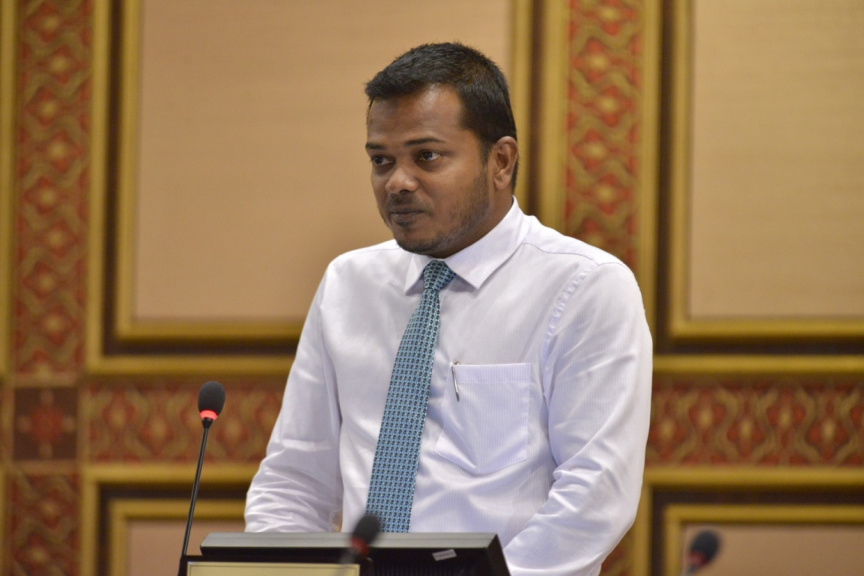 ސޫތުކުޅި-އައްޑޫ ކާރގޯ ފެރީ: އައްޑޫގެ އިގްތިސާދަށް ބޮޑެތި ފައިދާތަކެއް ލިބިގެންދާނެ - ނިޒާރު