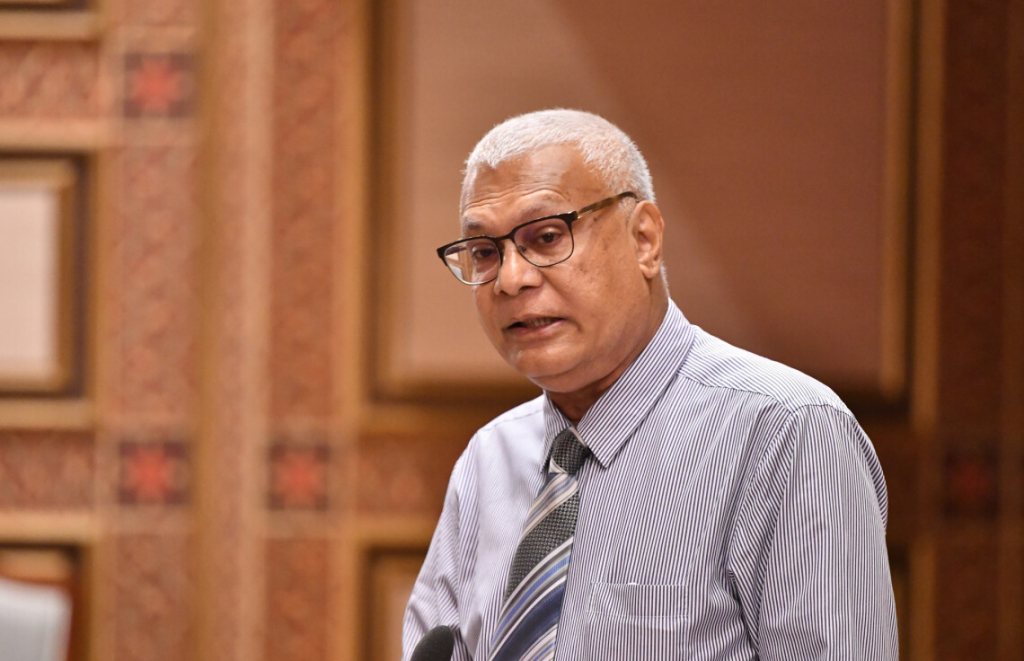 ފަސް ފަޅުގައި ރިސޯޓް ހެދުމުން އައްޑޫ ޓޫރިޒަމަށް އިންގިލާބީ ބަދަލެއް އަންނާނެ: ޝަރީފް