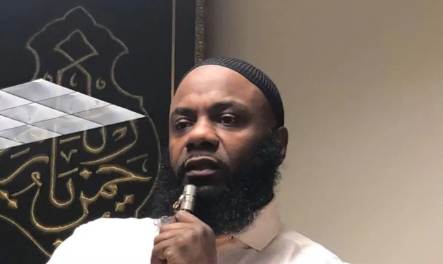 އެެމެރިކާގެ މިސްކިތެއްގެ އިމާމަކު މަރާލައިފި