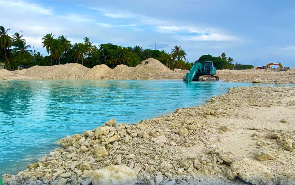 ކިނޮޅަސް ބަނދަރު ތަރައްޤީކުރުމުގެ މަޝްރޫޢު ބާރަށް ކުރިއަށް