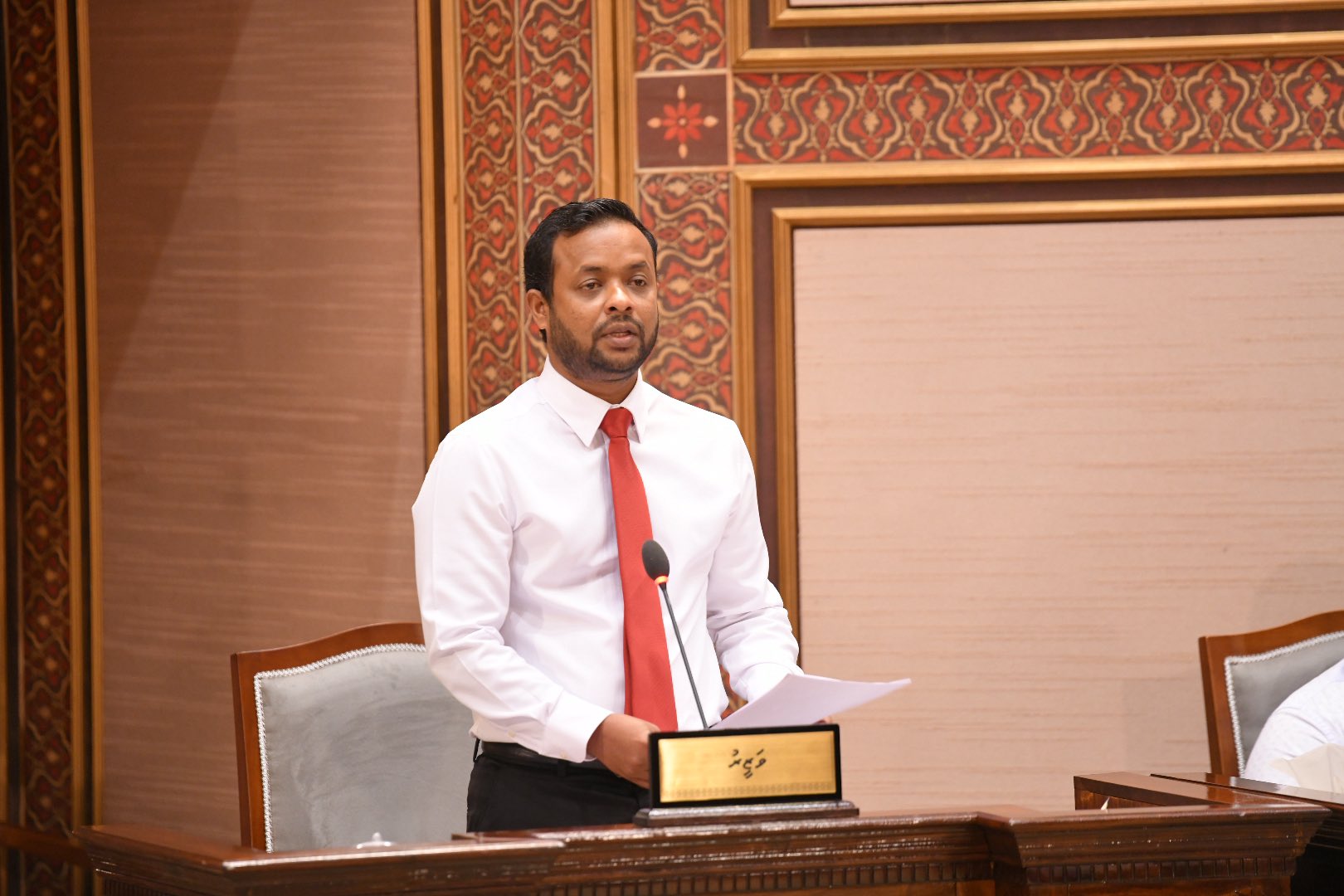 މަގޫދޫ އެއާޕޯޓްގެ މަސައްކަތް މި ދައުރުގެ ތެރޭގައި ނިންމާނަން: މިނިސްޓަރ