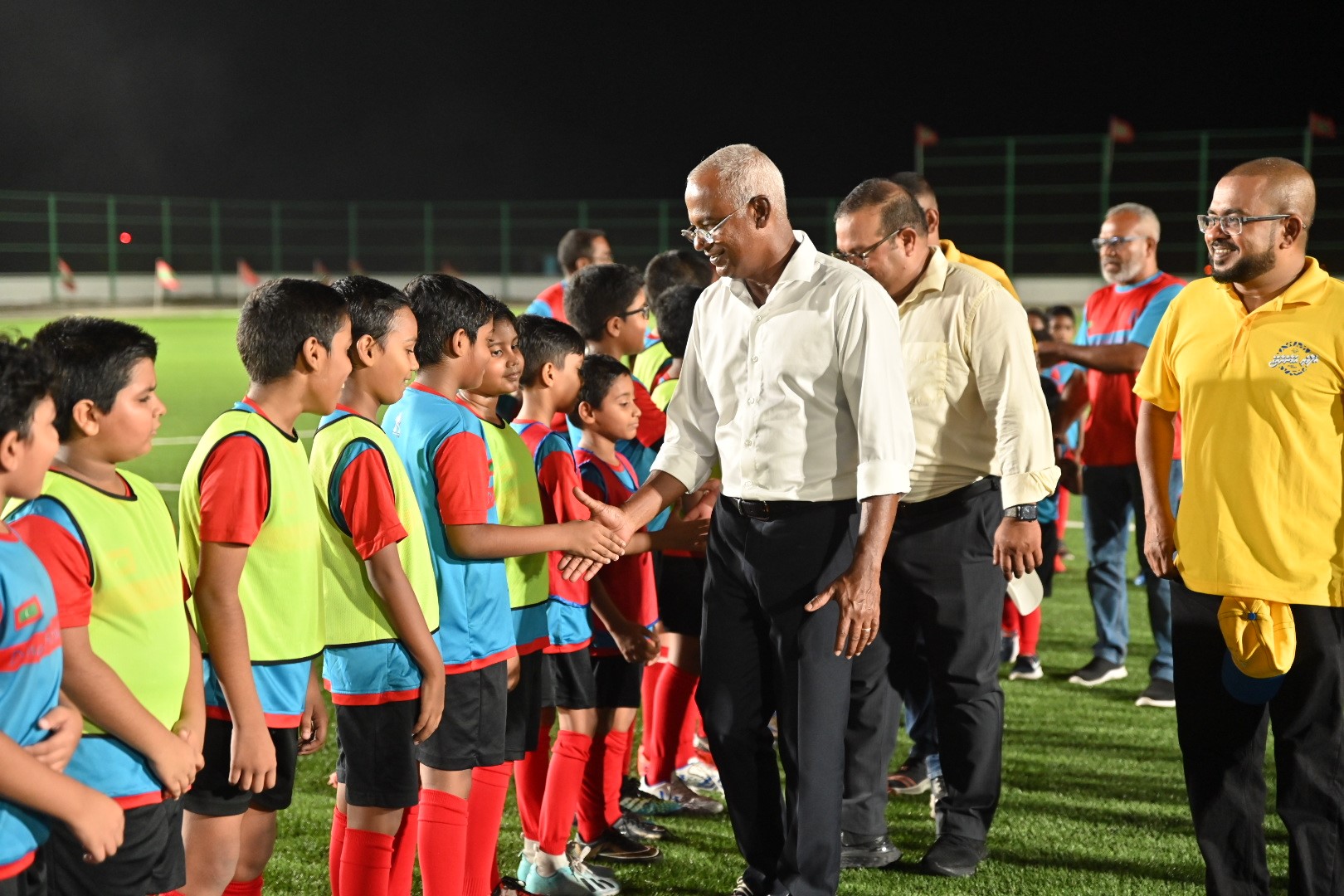 ރައީސުލްޖުމްހޫރިއްޔާ، އައްޑޫ ސިޓީ ފޭދޫ ފުޓުބޯޅަ ދަނޑު ހުޅުއްވައިދެއްވައިފި