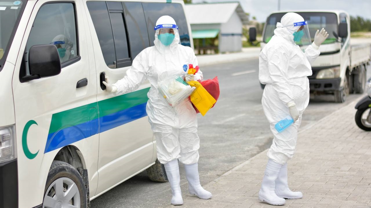 ކޯވިޑް-19: ހދ. އަތޮޅުން 8 މީހުން ޕޮޒިޓިވްވެ، އަތޮޅުގެ ޖުމްލަ 97 އަށް