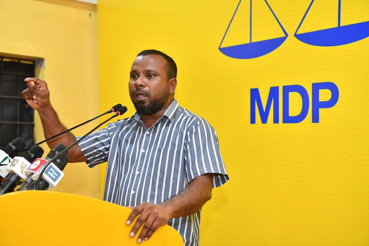 ރައީސް ސޯލިހަށް އިތުރު ފަސްއަހަރު ދިނުން ނޫންގޮތެއް ނެތް؛ އެކަންކުރަންޖެހޭ: ރާޝިދު