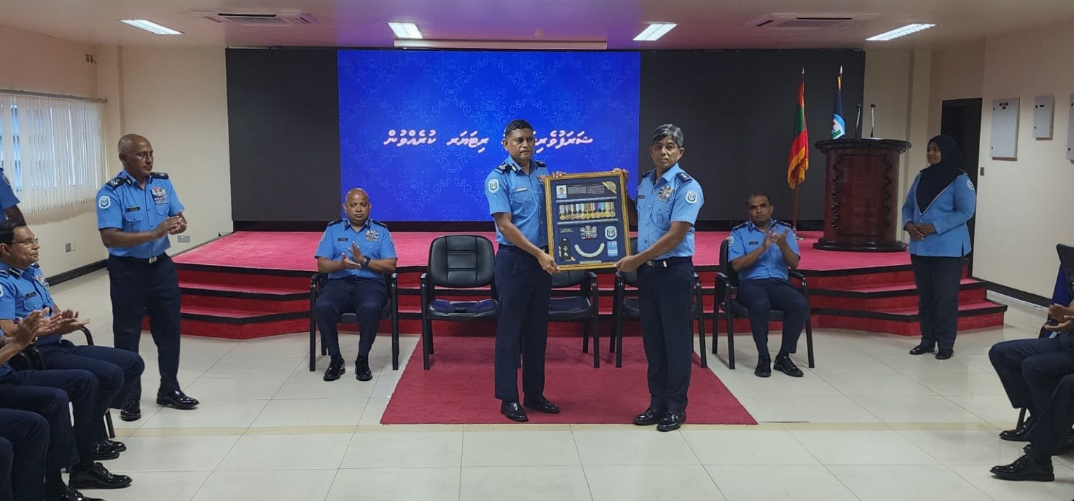 މެރިން ޕޮލިސްގެ ވެރިޔާ ރިޓަޔާކުރައްވައިފި