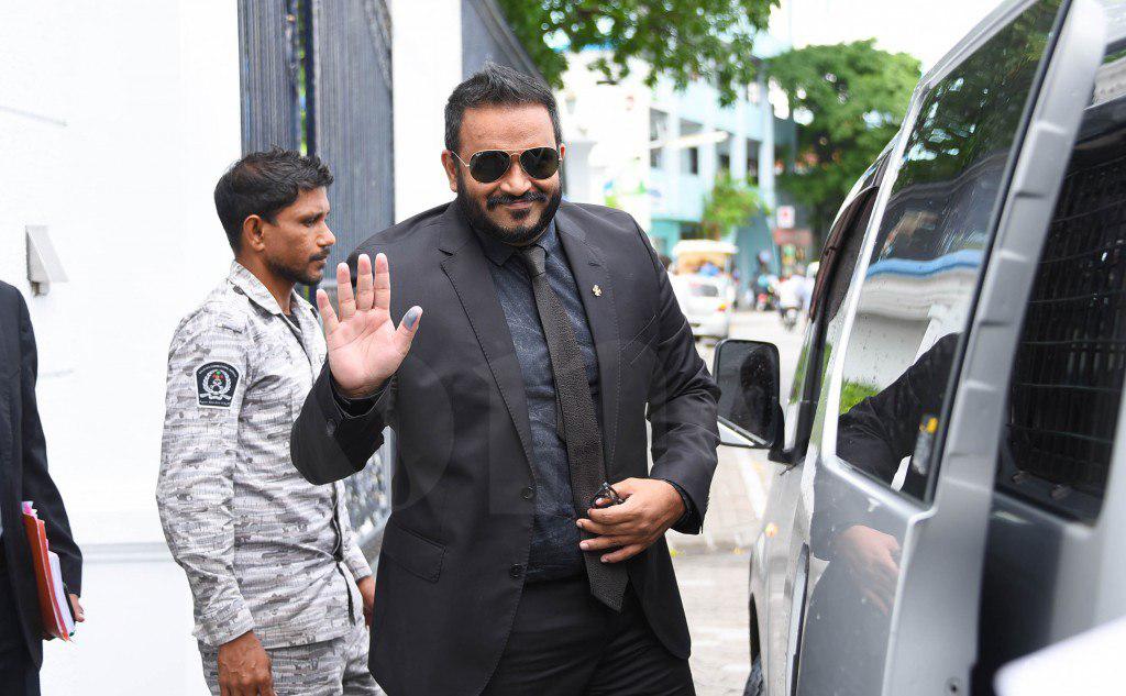 އަދީބުގެ މައްޗަށް އުފުލާފައިވާ ދައުވާތަކުގެ ޝަރީއަތް މާދަމާ