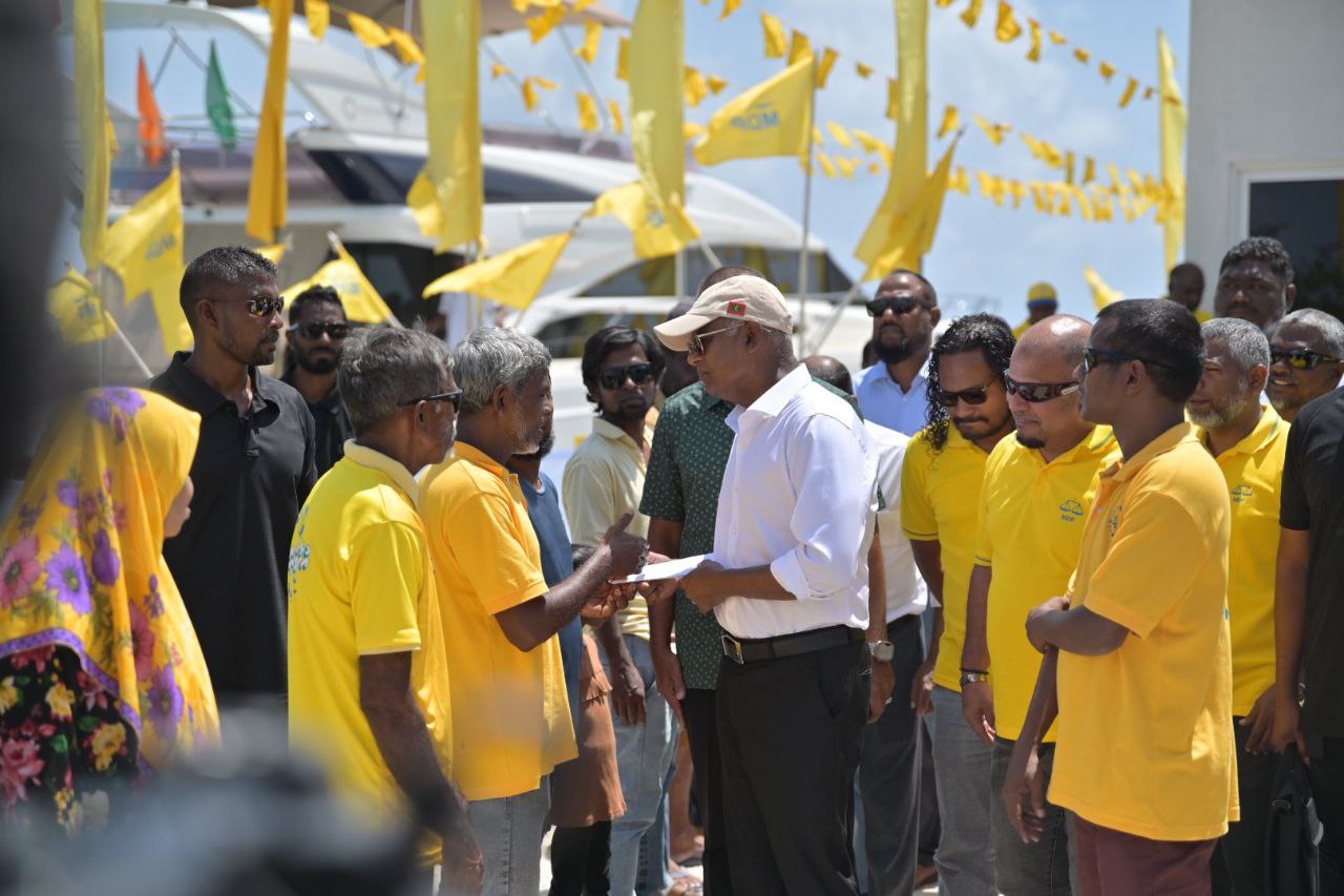 ޝަރުޢީ ދާއިރާއަށް ނުފޫޒު ފޯރުވަން މަޖުބޫރުނުކުރަށްވާ; އެކަމެއް ނުކުރާނަން: ރައީސް