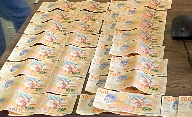 ކައިވެނިކުރާނެ ކަމަށް ބުނެ މީހަކު ގެއަކަށް ގެންގޮސް، 16،000ރ. ފޭރިގެންފި