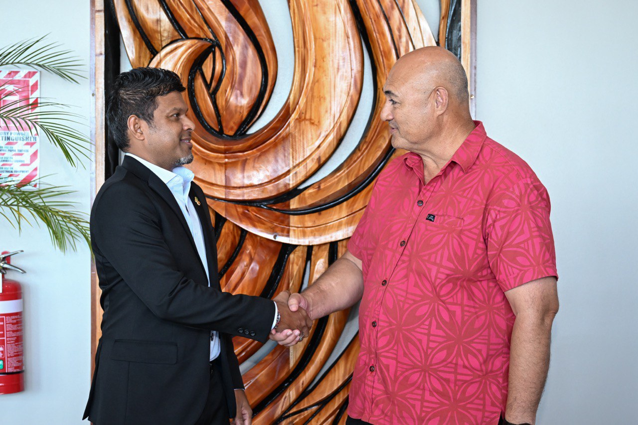 ސަމޯއާގެ ދަތުރުފުޅު ނިންމަވާލެއްވުމަށް ފަހު ނާއިބު ރައީސް މާލެ ވަޑައިގެންފި