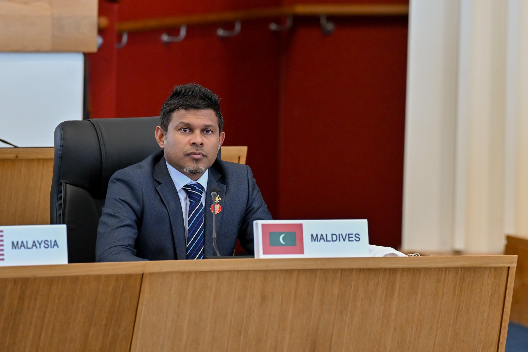 ޑިމޮކްރެސީ ހަރުދަނާކުރުމަށް ރާއްޖެއިން ބޮޑެތި މަސައްކަތްތަކެއް ކުރަމުން ދޭ: ނައިބު ރައީސް