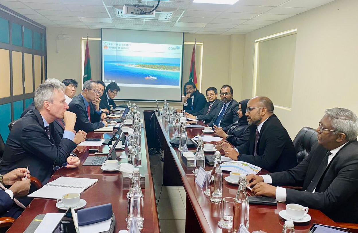 ސަރުކާރުން އަޅަމުންދާ ފިޔަވަޅުތަކަށް ވޯލްޑް ބެންކުގެ ތައުރީފް