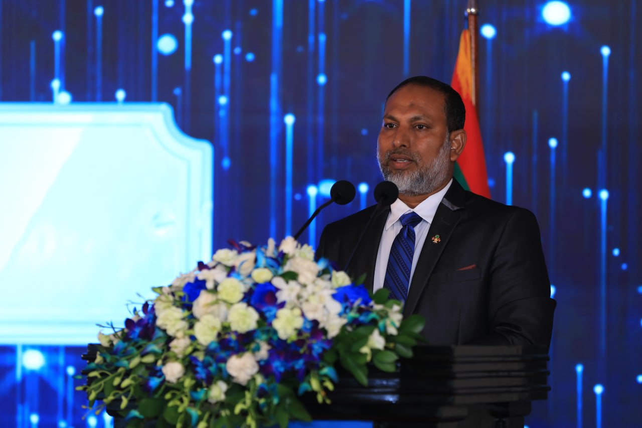 ޤައިދީއަކަށް އަނިޔާކުރުމަކީ ކުރެވޭނެކަމެއް ނޫން: ޢިމްރާން