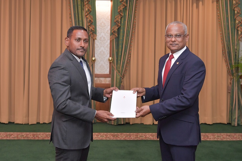 ޕީޖީ ޝަމީމުގެ މައްސަލަ ބެލުމަކީ ކޮންބައެއްގެ ކަމެއްކަން ކޮމިޝަނަކަށް ނޭނގުނު