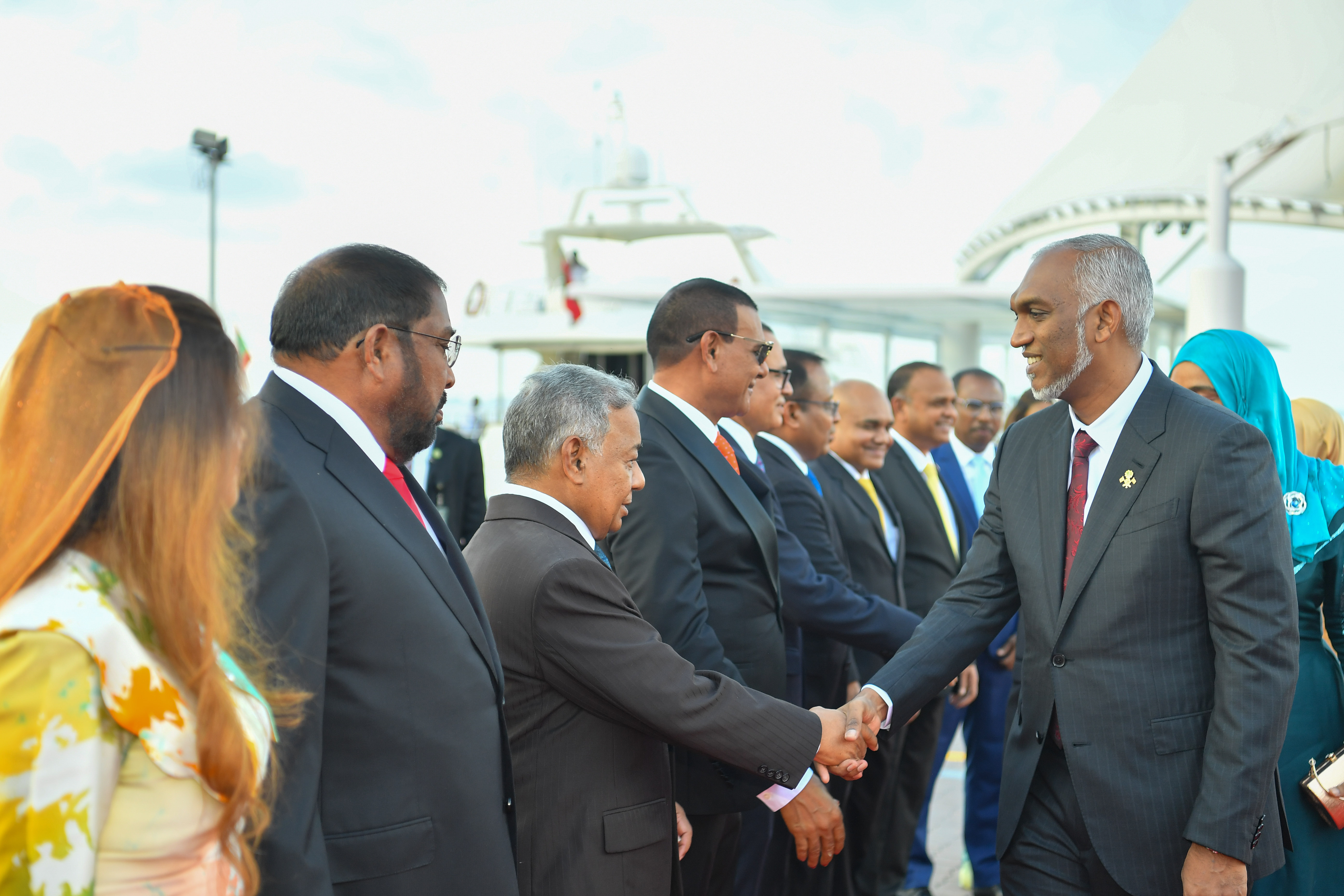 ރައީސްގެ ވަރުގަދަ އިލްތިމާސެއް ރައްޔިތުންގެ މަޖިލީހުގެ މެމްބަރުންނަށް