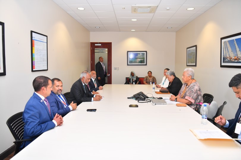 ތަރައްގީގެ މަޝްރޫއުތަކަށް ފައިސާ ހޯދުމުގައި ދިމާވާ ދަތިތައް ހައްލުކުރަން ސަމޯއާއެކު މަޝްވަރާކޮށްފި