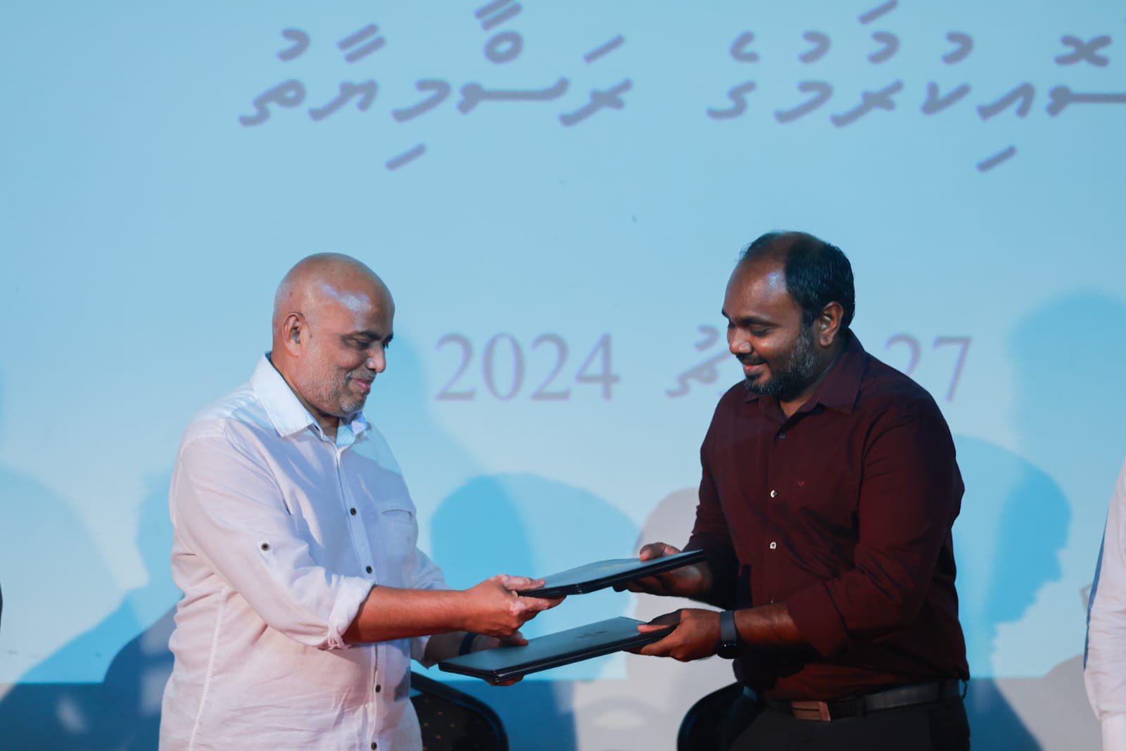 "ހިޔާވަހި ފައިނޭންސް ސްކީމް" ކުރިއަށް ގެންދަން އެޗްޑީއެފްސީއާއެކު ސޮއިކޮށްފި