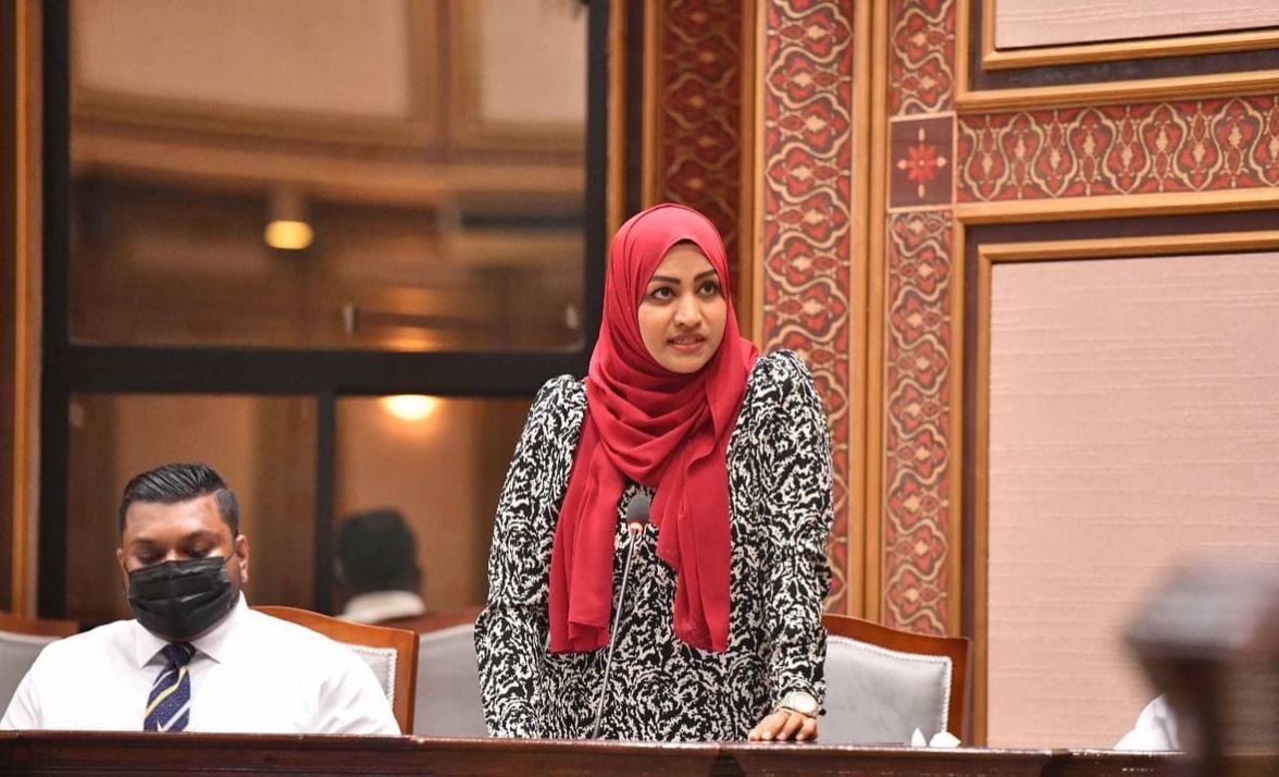 ޝަކުވާ ގިނަކަމަށް ބުނާއިރު، އެއީ ކޮން ޝަކުވާއެއް ކަމެއް ނޭނގޭ: މިނިސްޓަރ ނަހުލާ